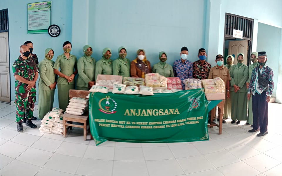 MENYAMBUT KUNJUNGAN PERSIT KODIM 0720 REMBANG